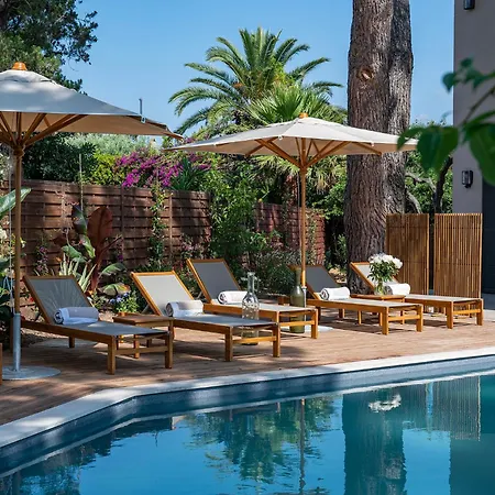 Spacieux Appartement Saint-Tropez Exterior photo